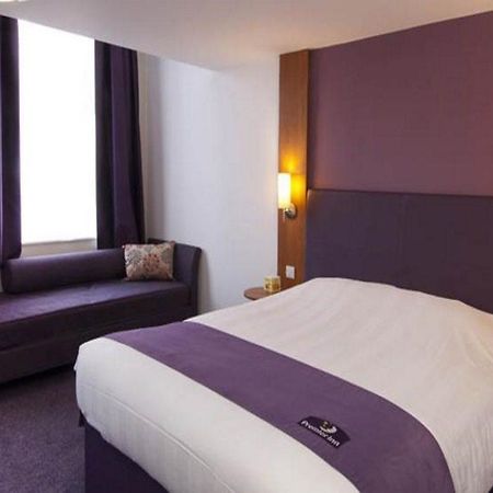 Premier Inn Stroud ستراود المظهر الخارجي الصورة